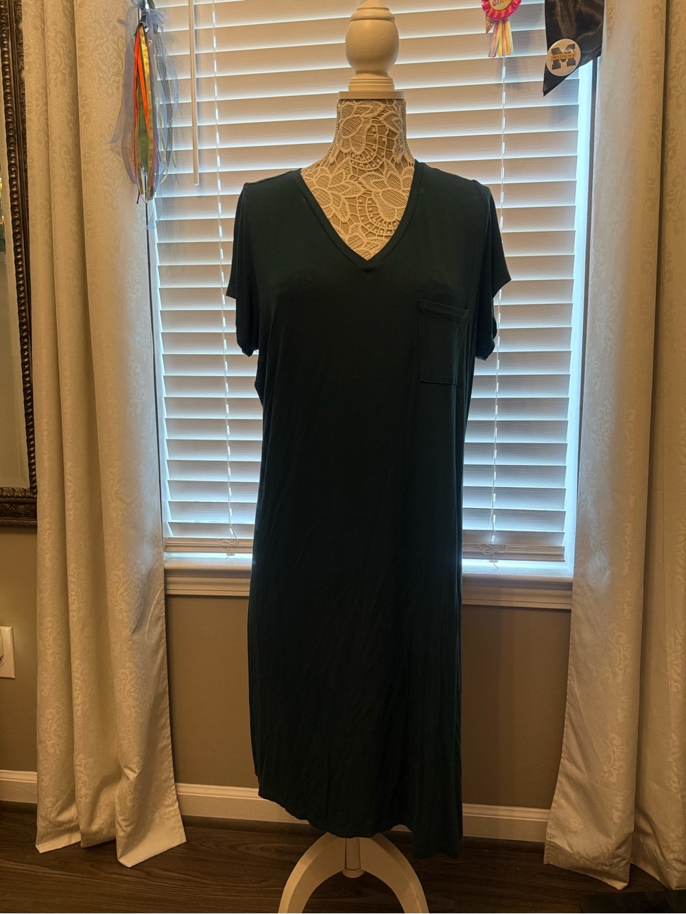 Market & Spruce V-Neck Dress in Dark Green